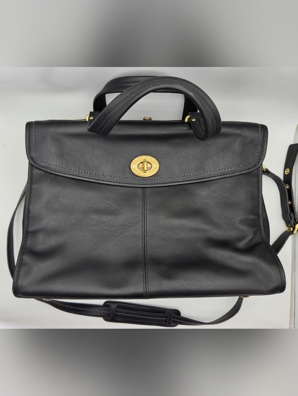 *Rare* Coach Hampton Legacy Briefcase - Picture 3 of 7
